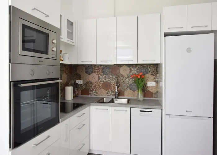 Crown - Your Comfortable