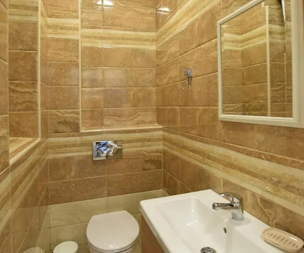 Crown - Your Comfortable