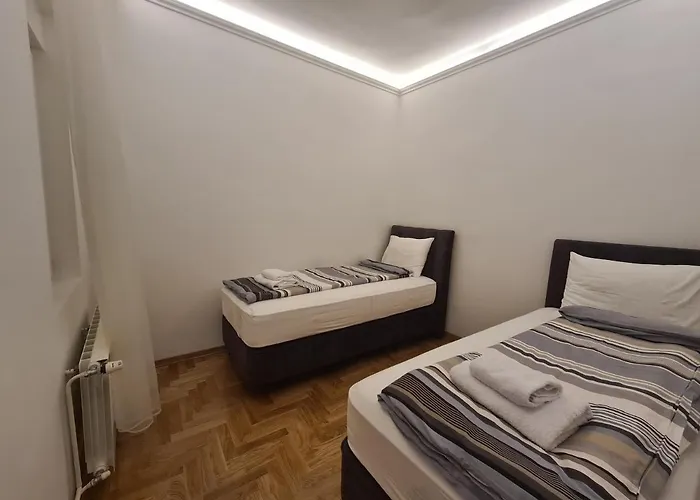 Crown - Your Comfortable